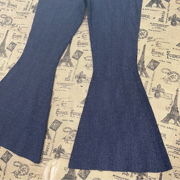 Anthropologie Pilcro Indigo Blue Sweater Ribbed Flare Sweatpants Size L - Picture 3 of 16